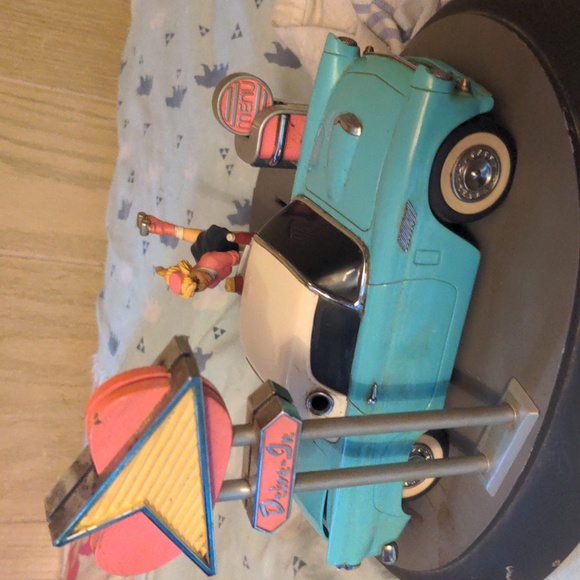 1992 Franklin Mint Dine-In Menu Moveable Vintage Car Girl Food Roller Skates - Picture 14 of 16